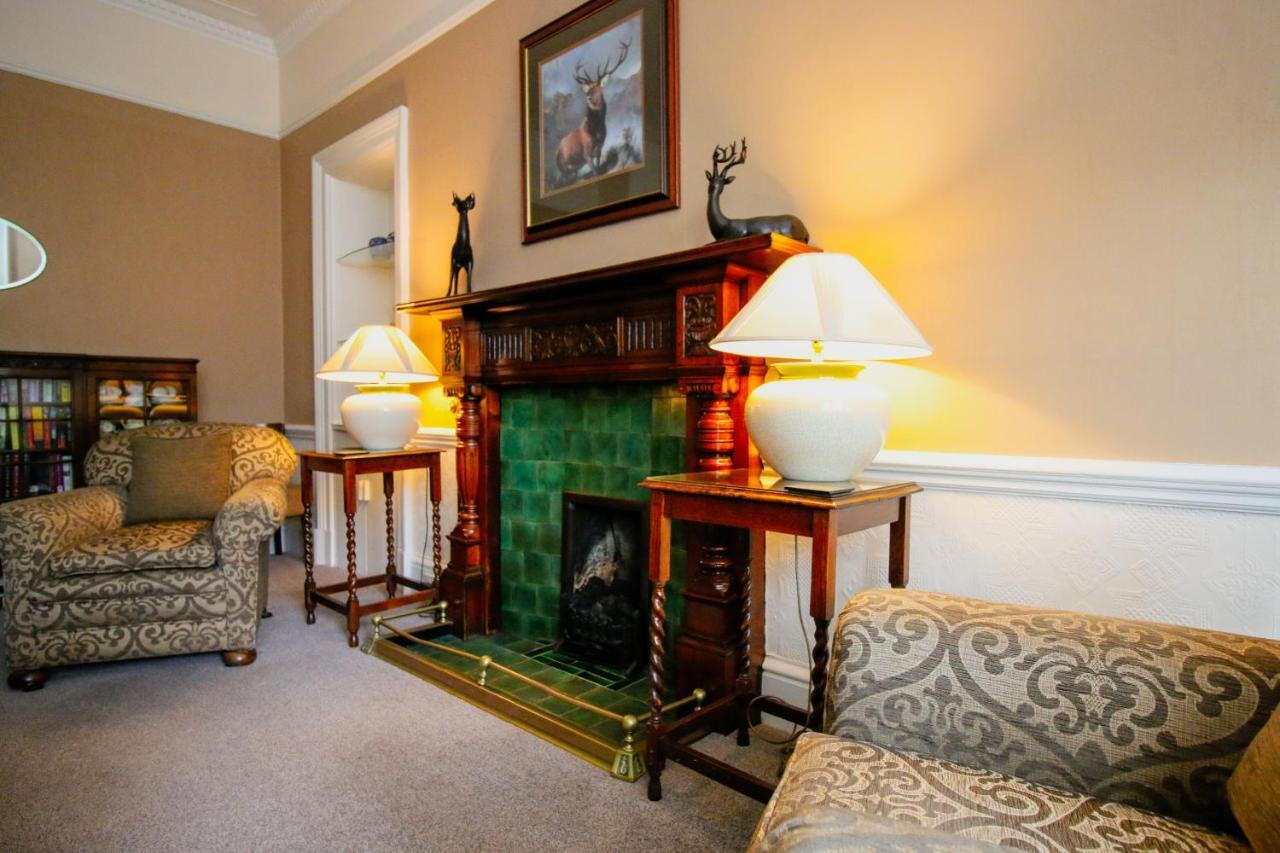Glasgow Guest House Extérieur photo